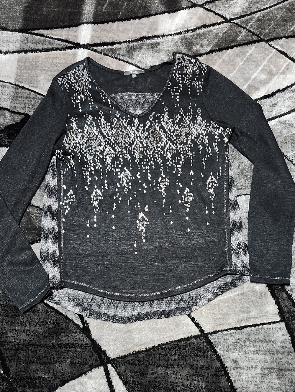 MISS ME BLACK LACE/SHEER METALLIC SILVER DIAMOND DESIGN RHINESTONES SEQUINS TOP